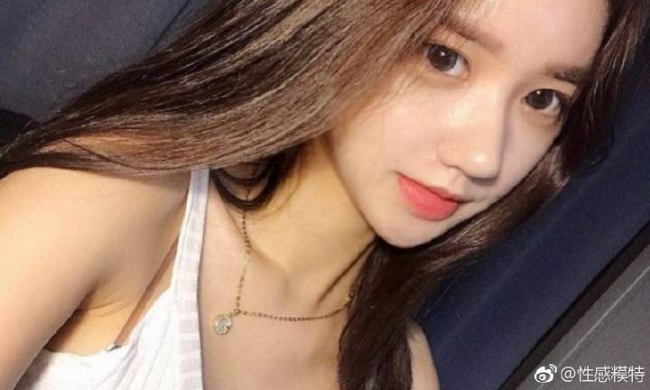 竹竿上翻转倒立！国家级非遗“高杆船技”亮相江西三百山